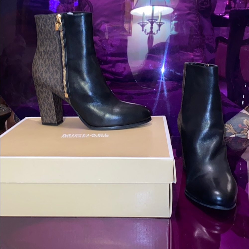 Michael Kors Boots